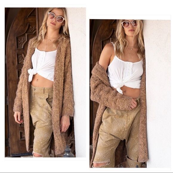 𝅺WOOL Blend Chunky Boucle knit Hooded Cardigan in Caramel - Picture 3 of 15